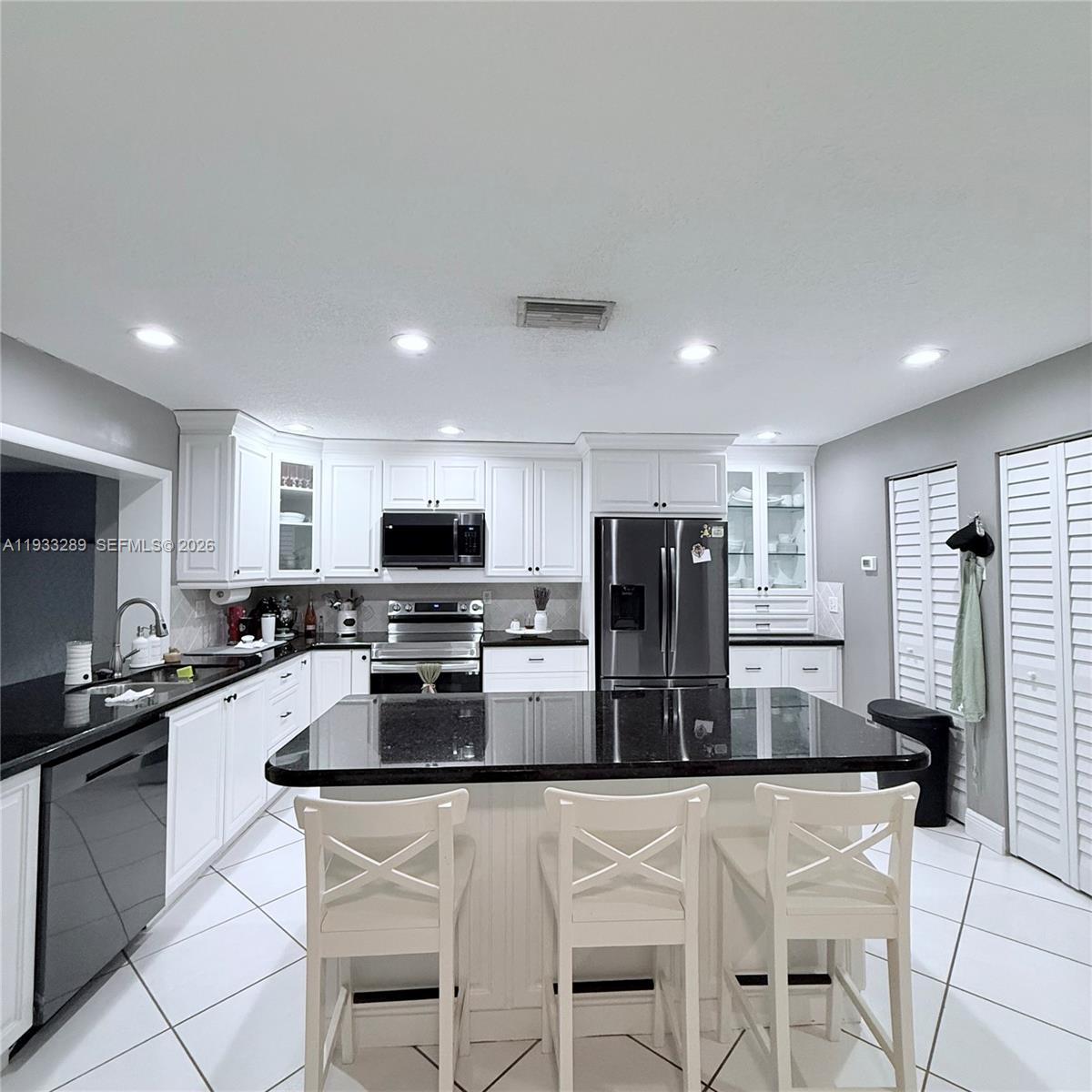 4341 Coral Springs Dr Unit: 1G