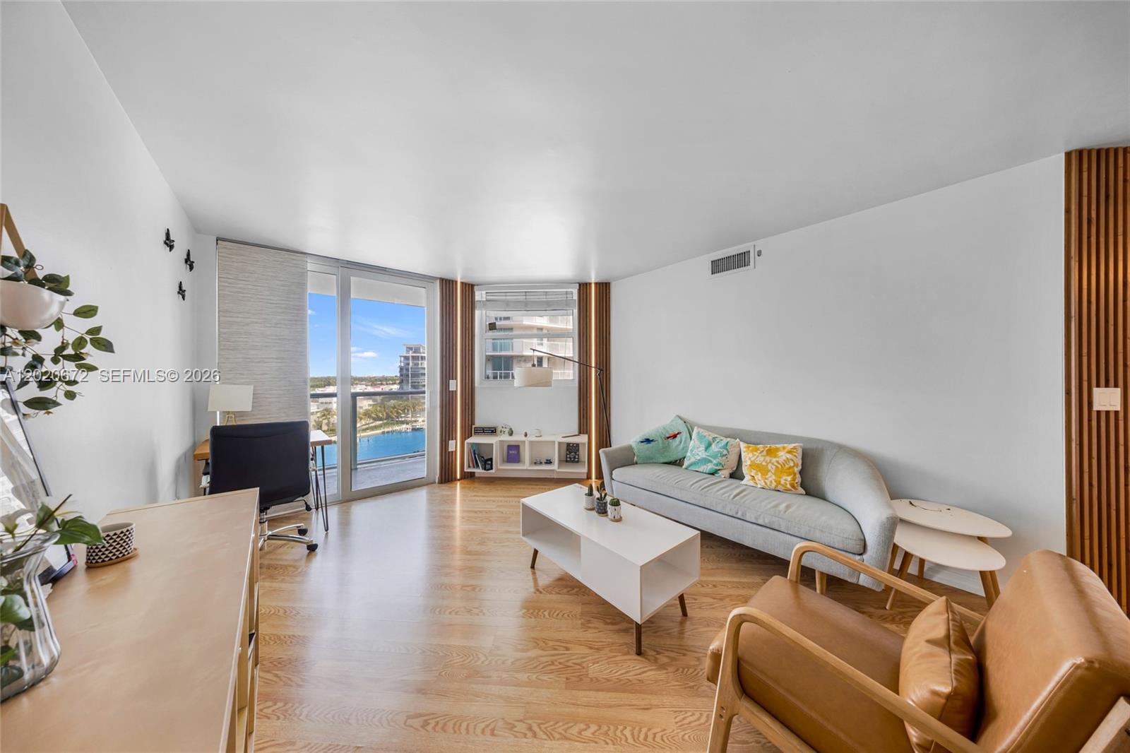 5880 Collins Ave # 1007