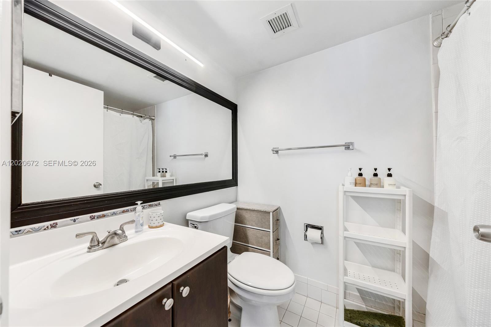 5880 Collins Ave # 1007