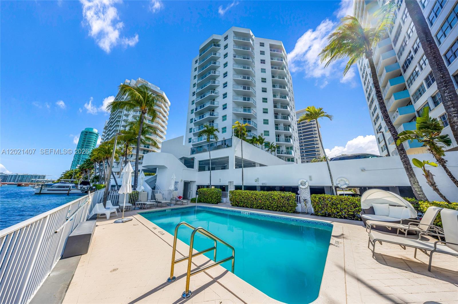 5880 Collins Ave # 1007