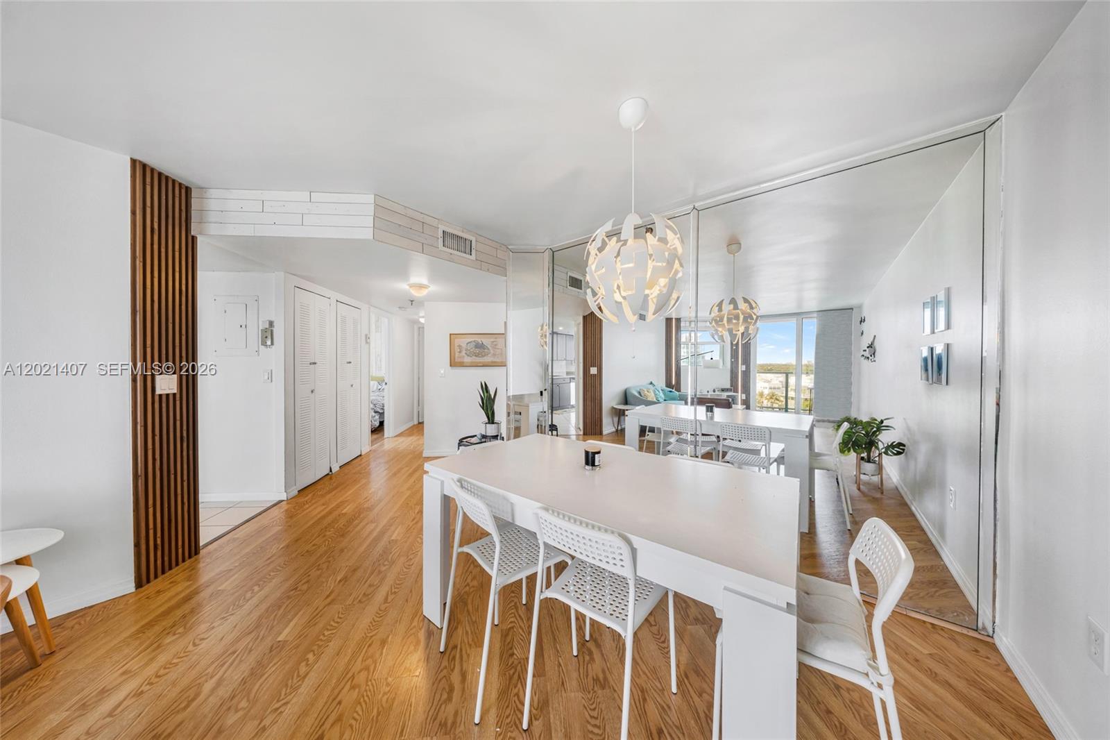 5880 Collins Ave # 1007