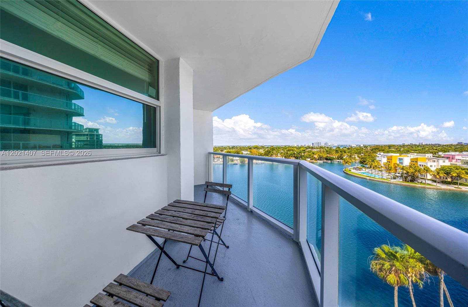 5880 Collins Ave # 1007