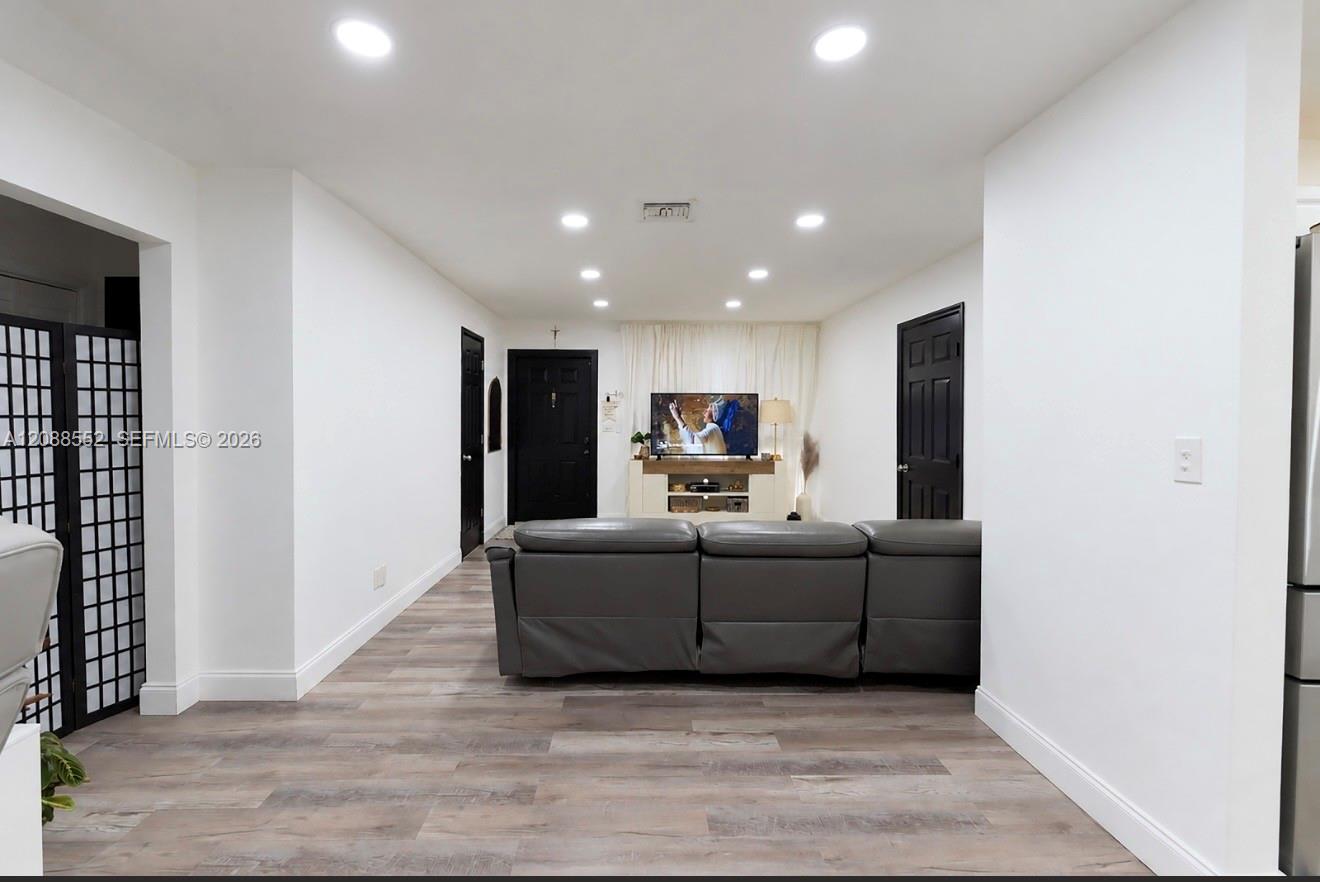 7551 Polk St