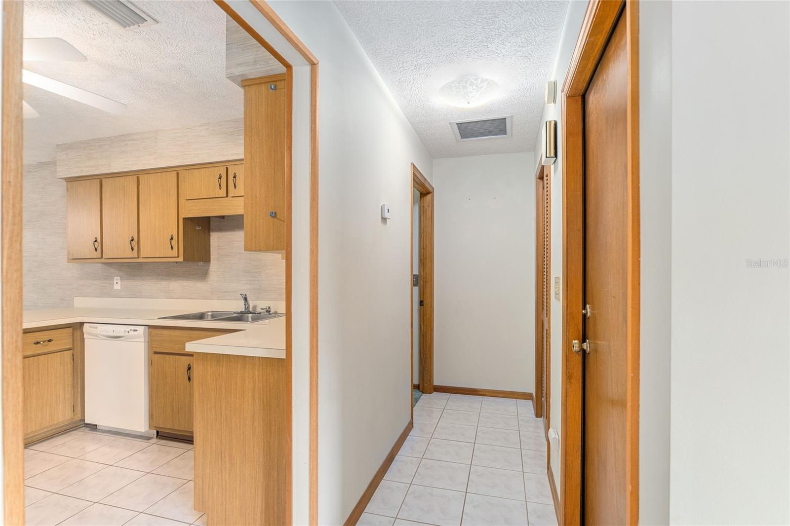 150 NE 52ND AVE