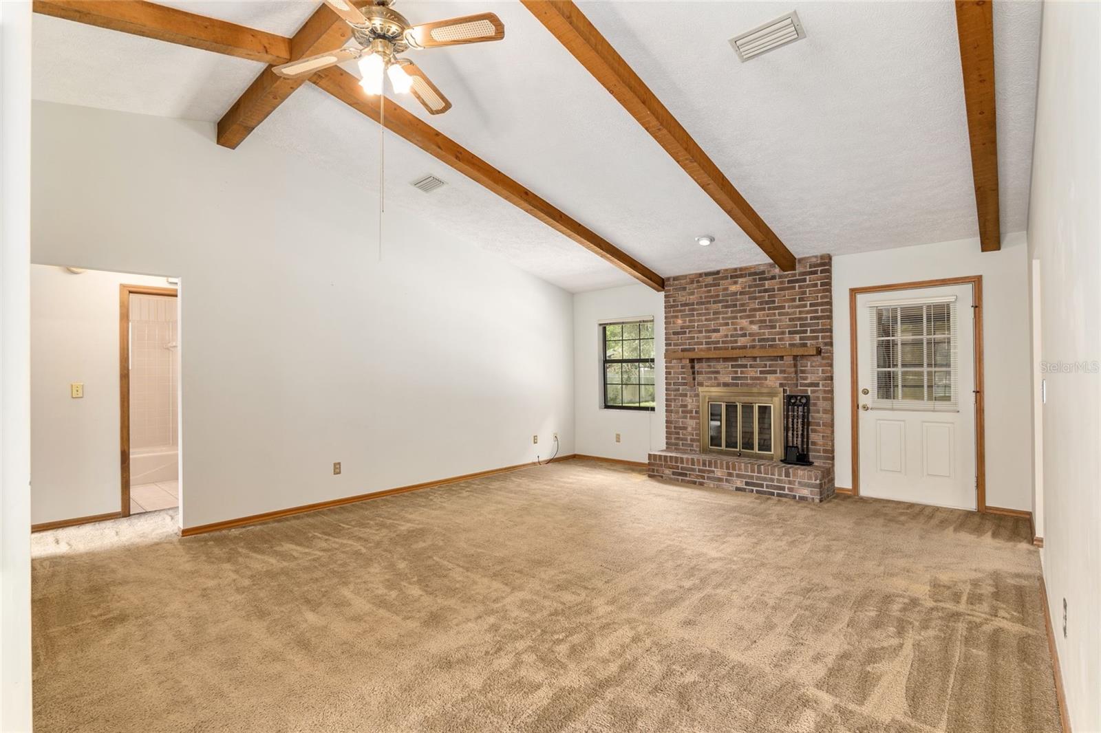 150 NE 52ND AVE