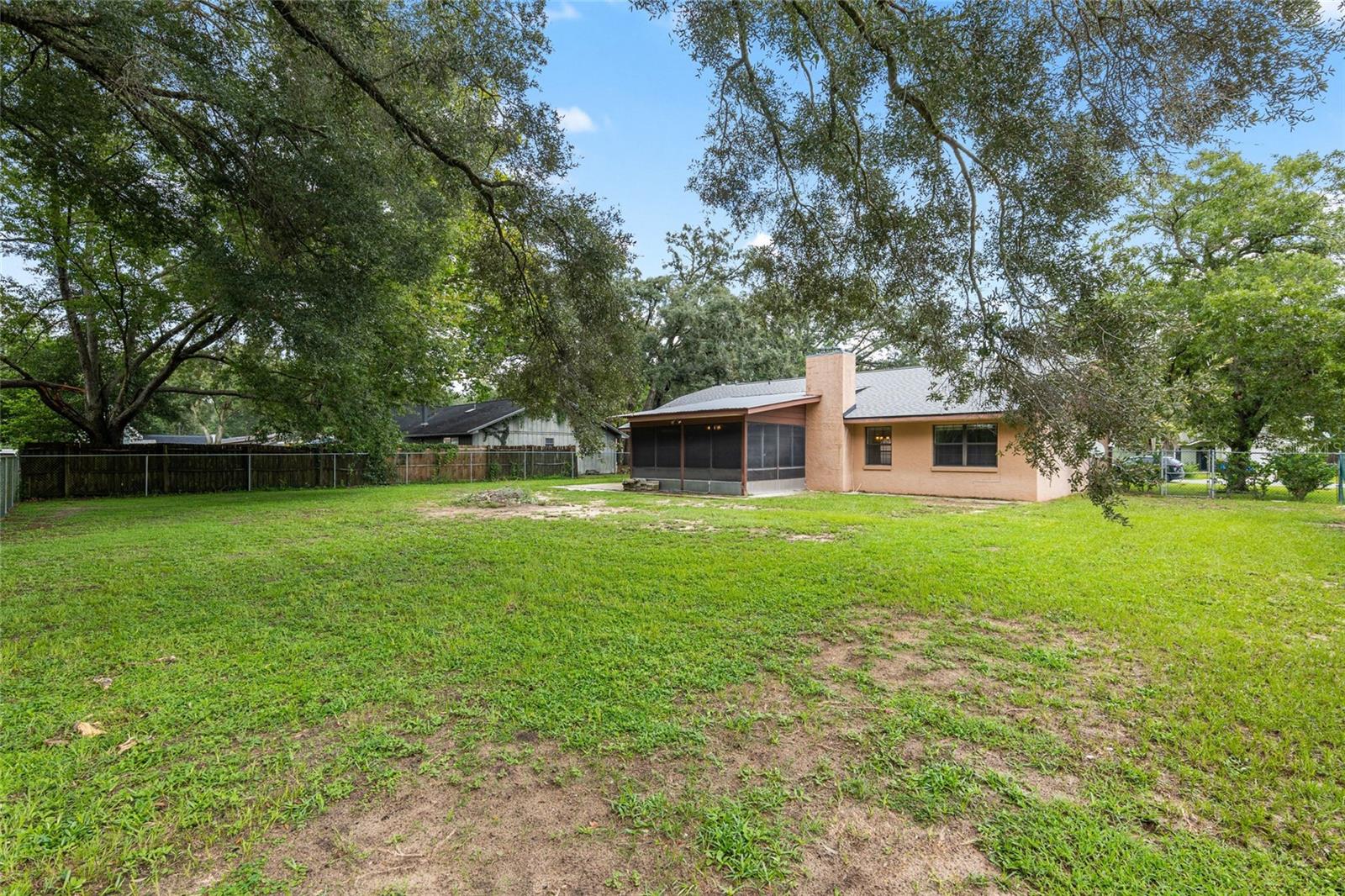 150 NE 52ND AVE