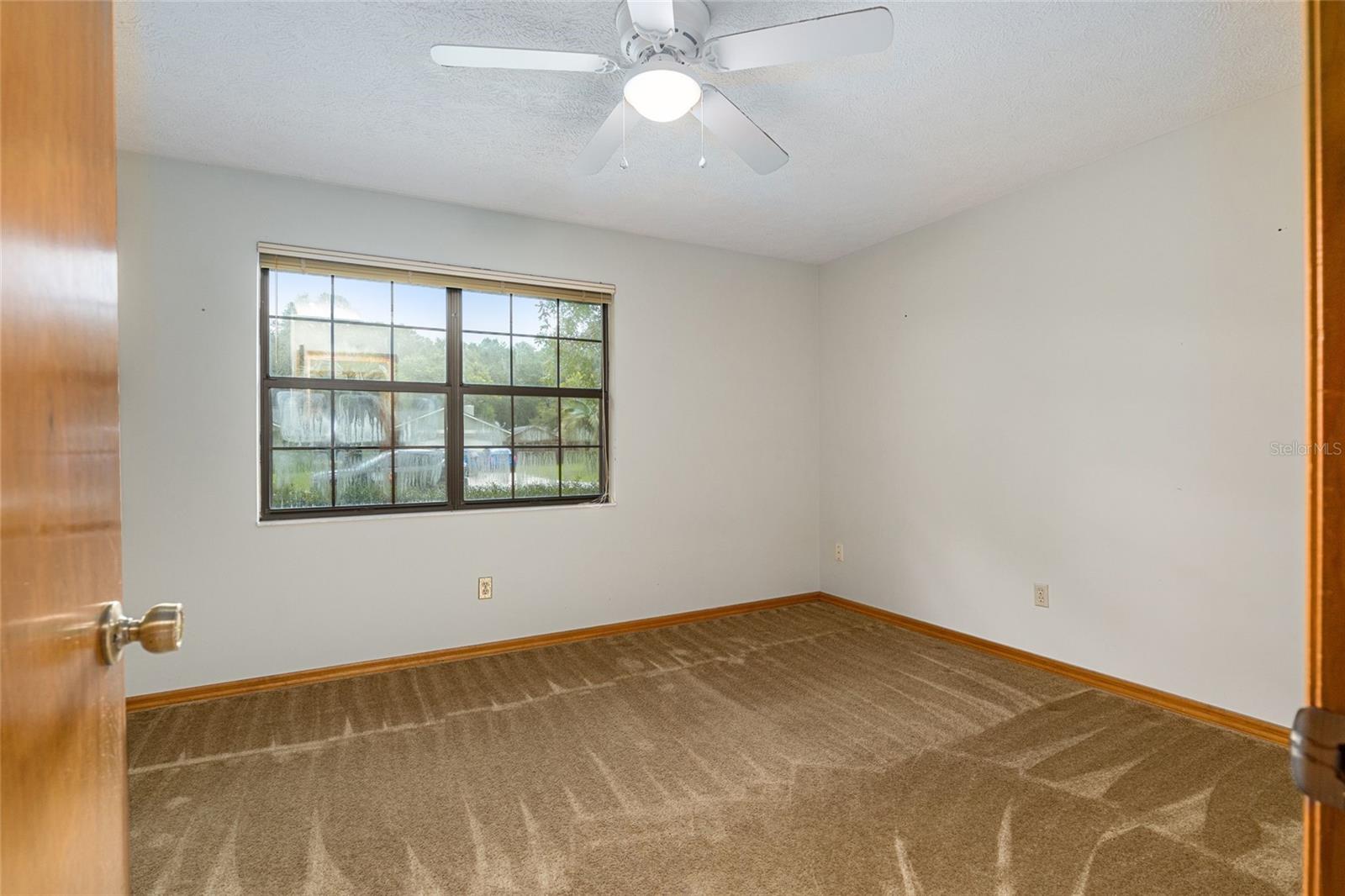 150 NE 52ND AVE