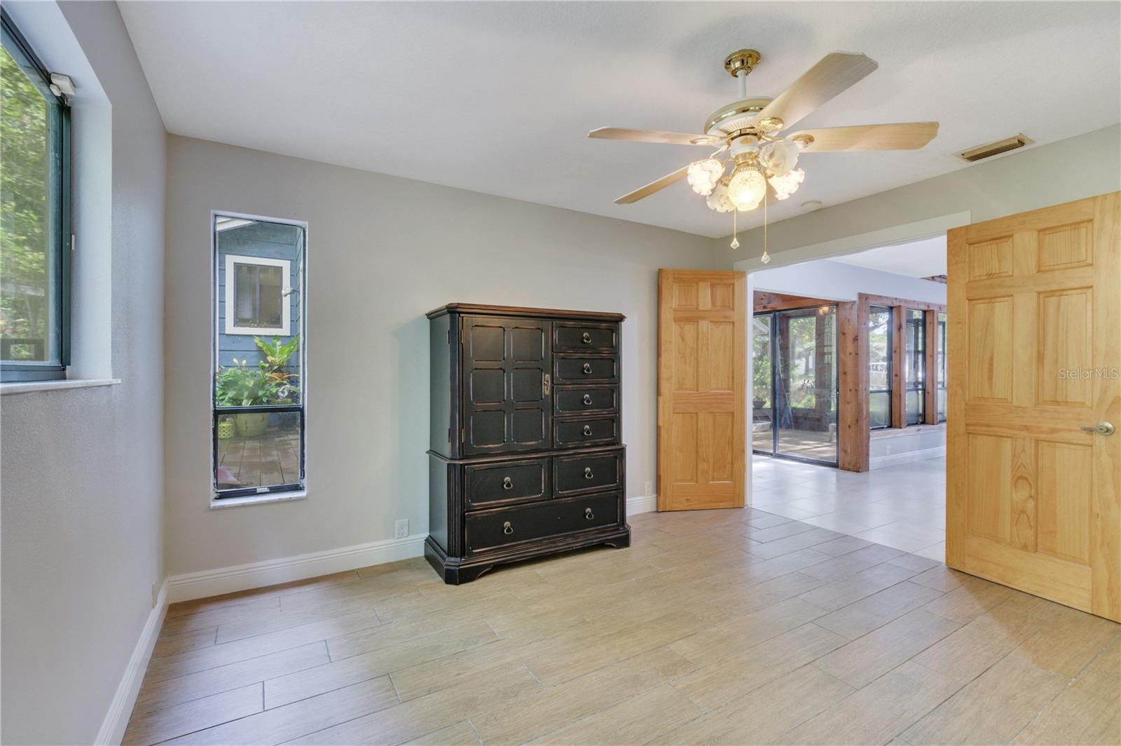 113 MOCKINGBIRD LN