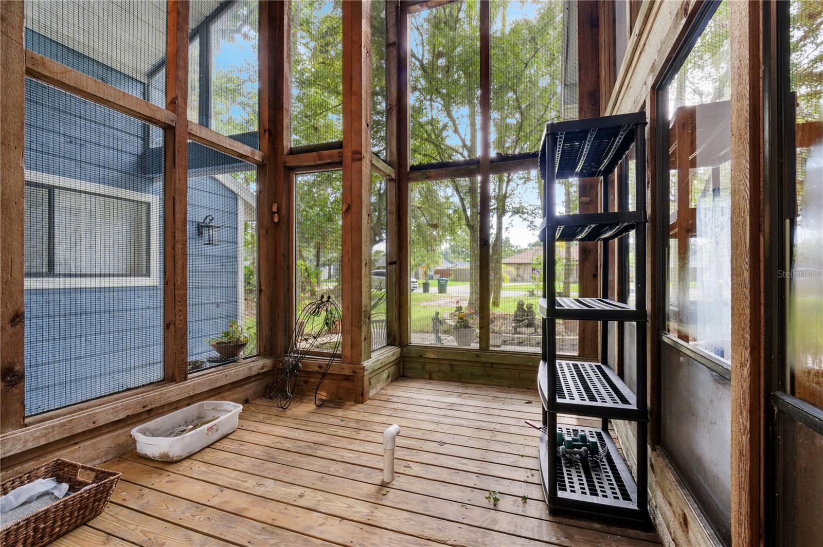 113 MOCKINGBIRD LN