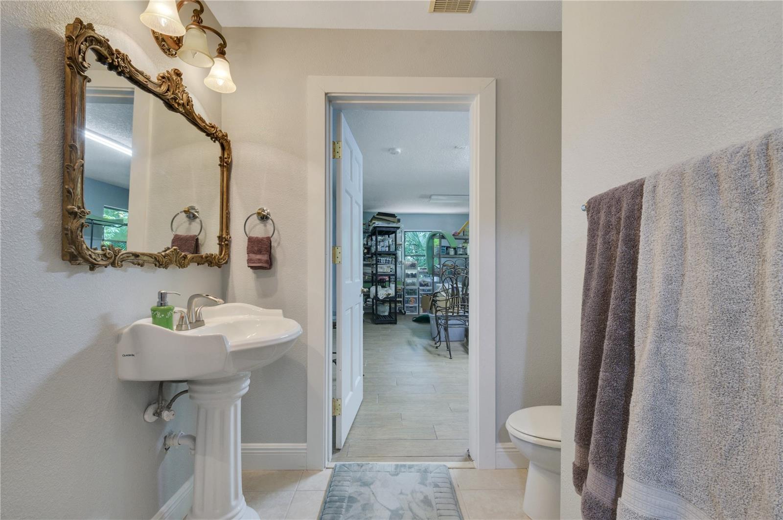 113 MOCKINGBIRD LN