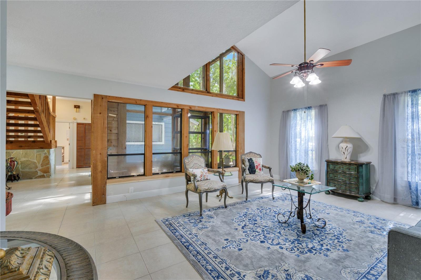 113 MOCKINGBIRD LN