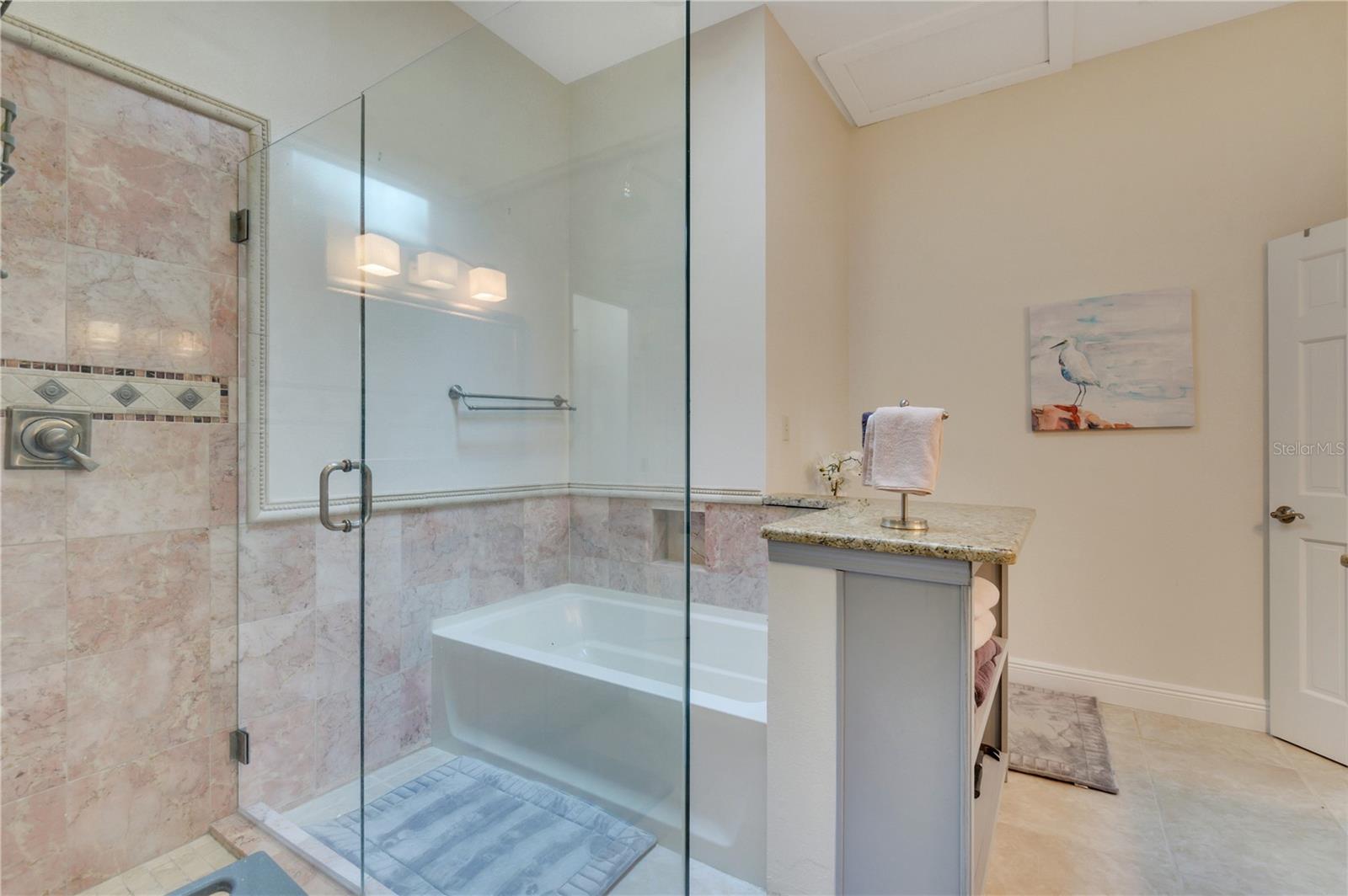 113 MOCKINGBIRD LN