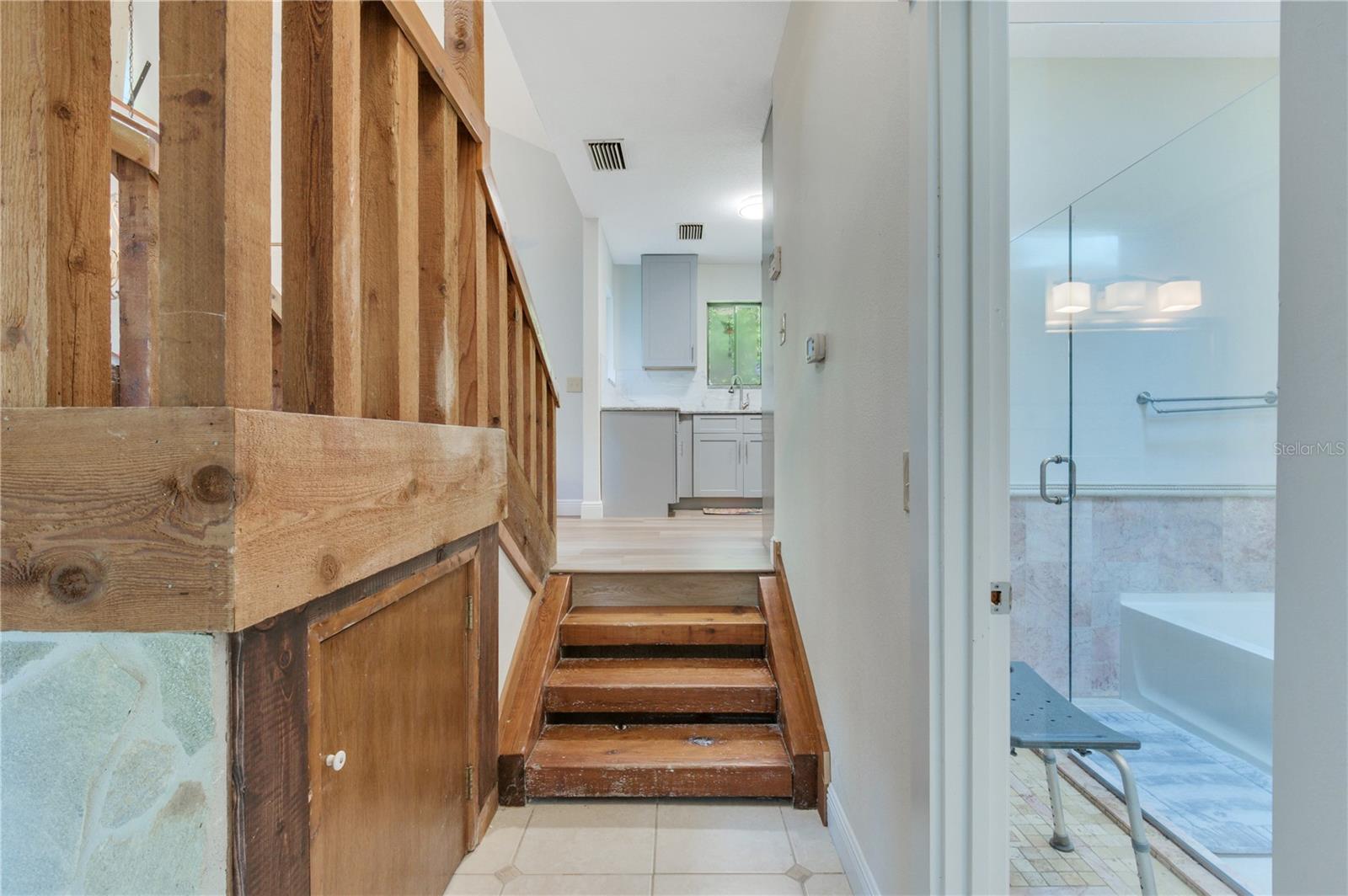 113 MOCKINGBIRD LN
