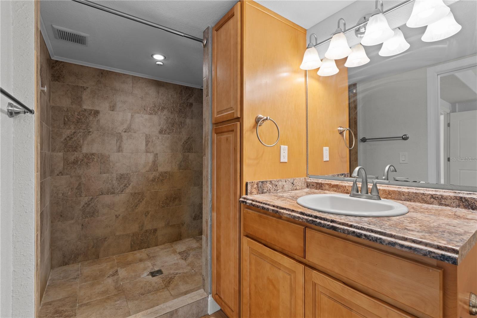 4975 COUNTRYSIDE CT