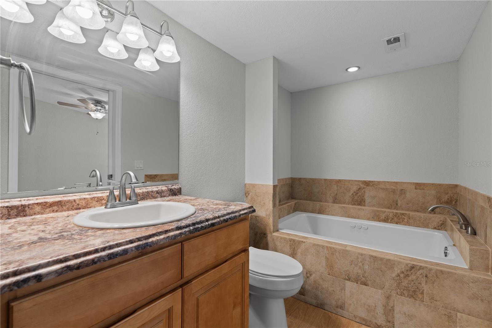 4975 COUNTRYSIDE CT