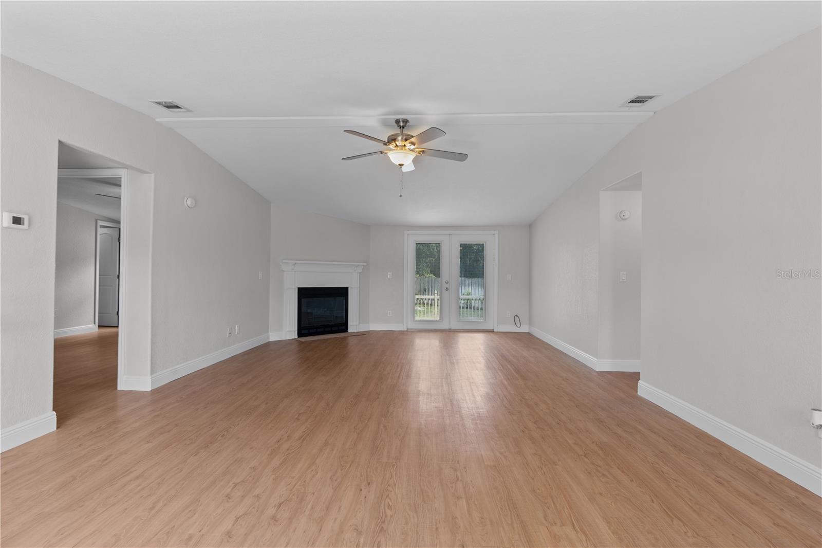 4975 COUNTRYSIDE CT