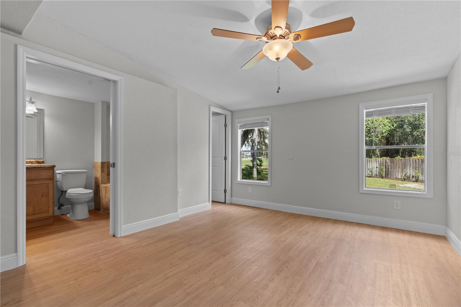 4975 COUNTRYSIDE CT