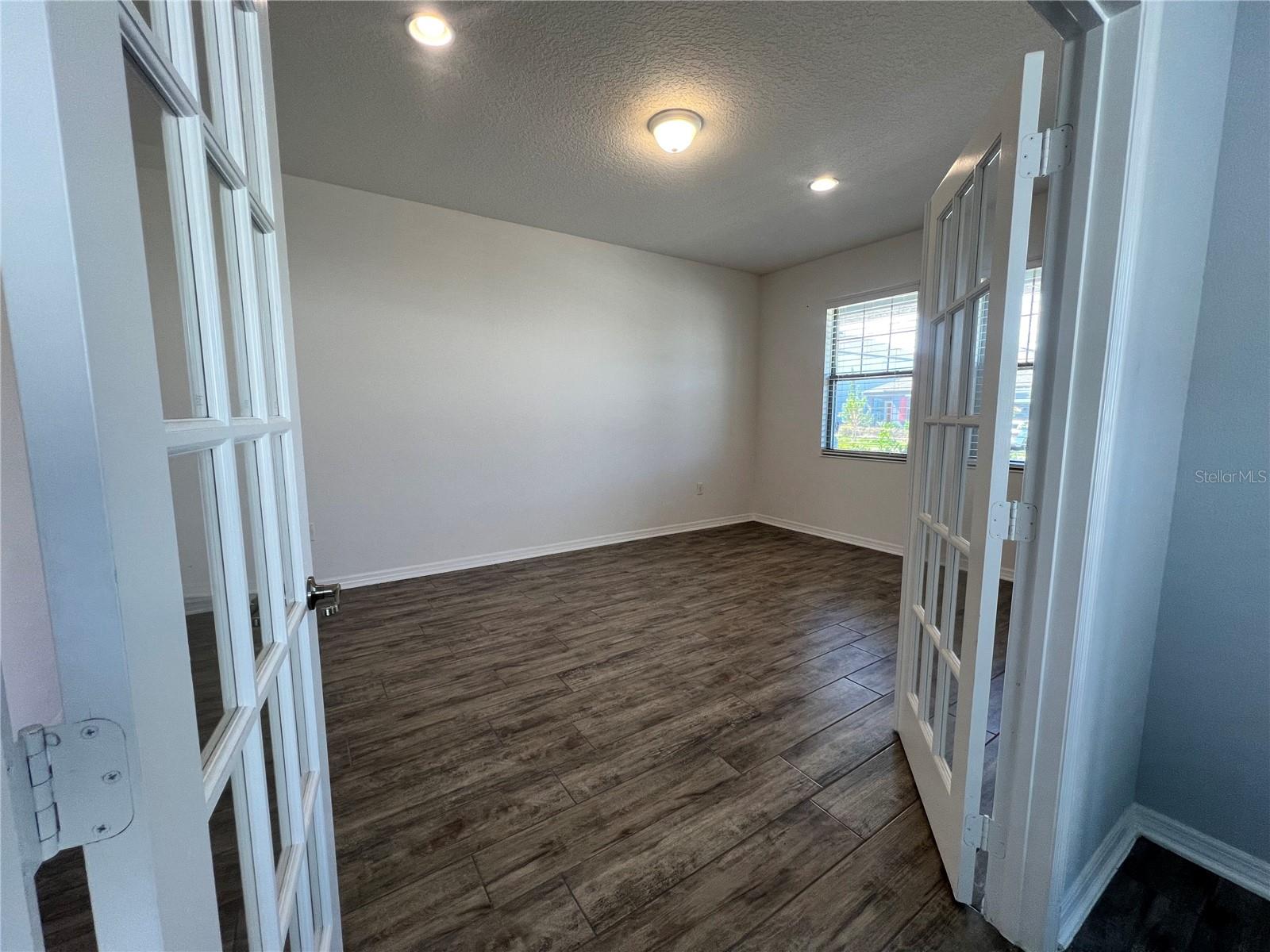 1849 NAPOLI DR