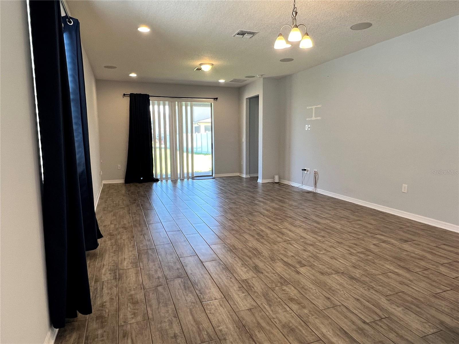 1849 NAPOLI DR