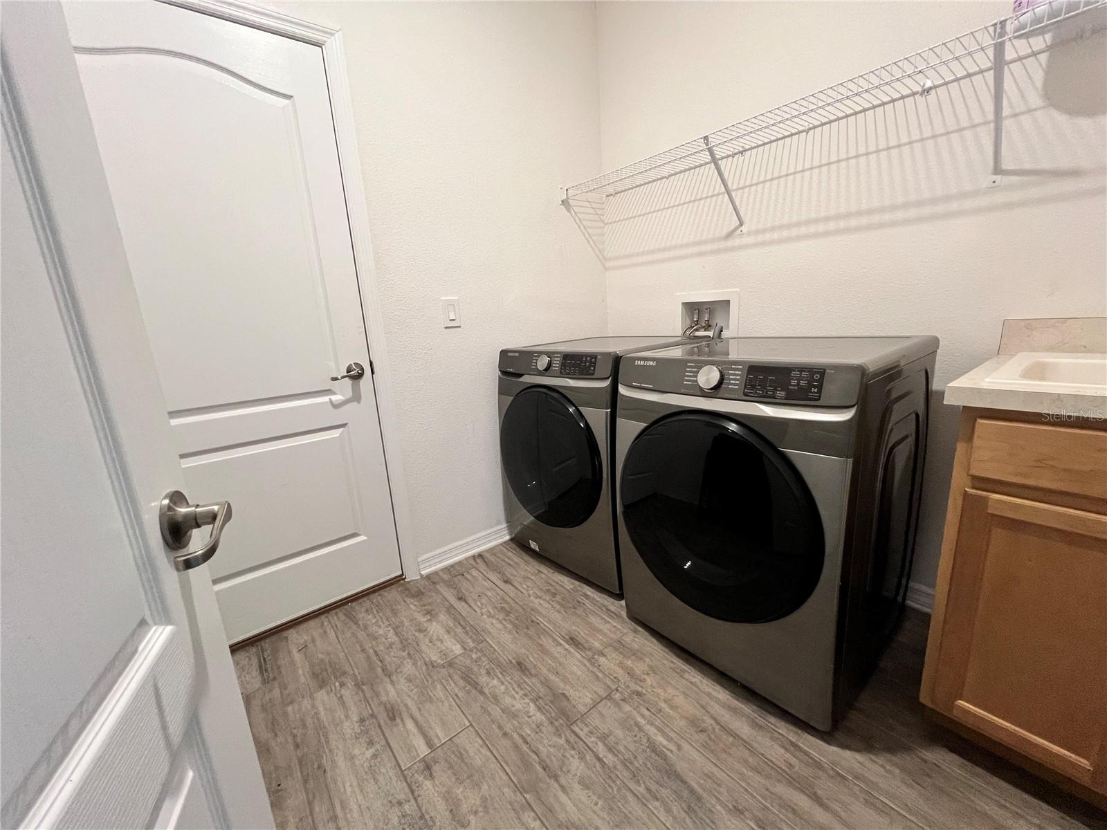 1849 NAPOLI DR