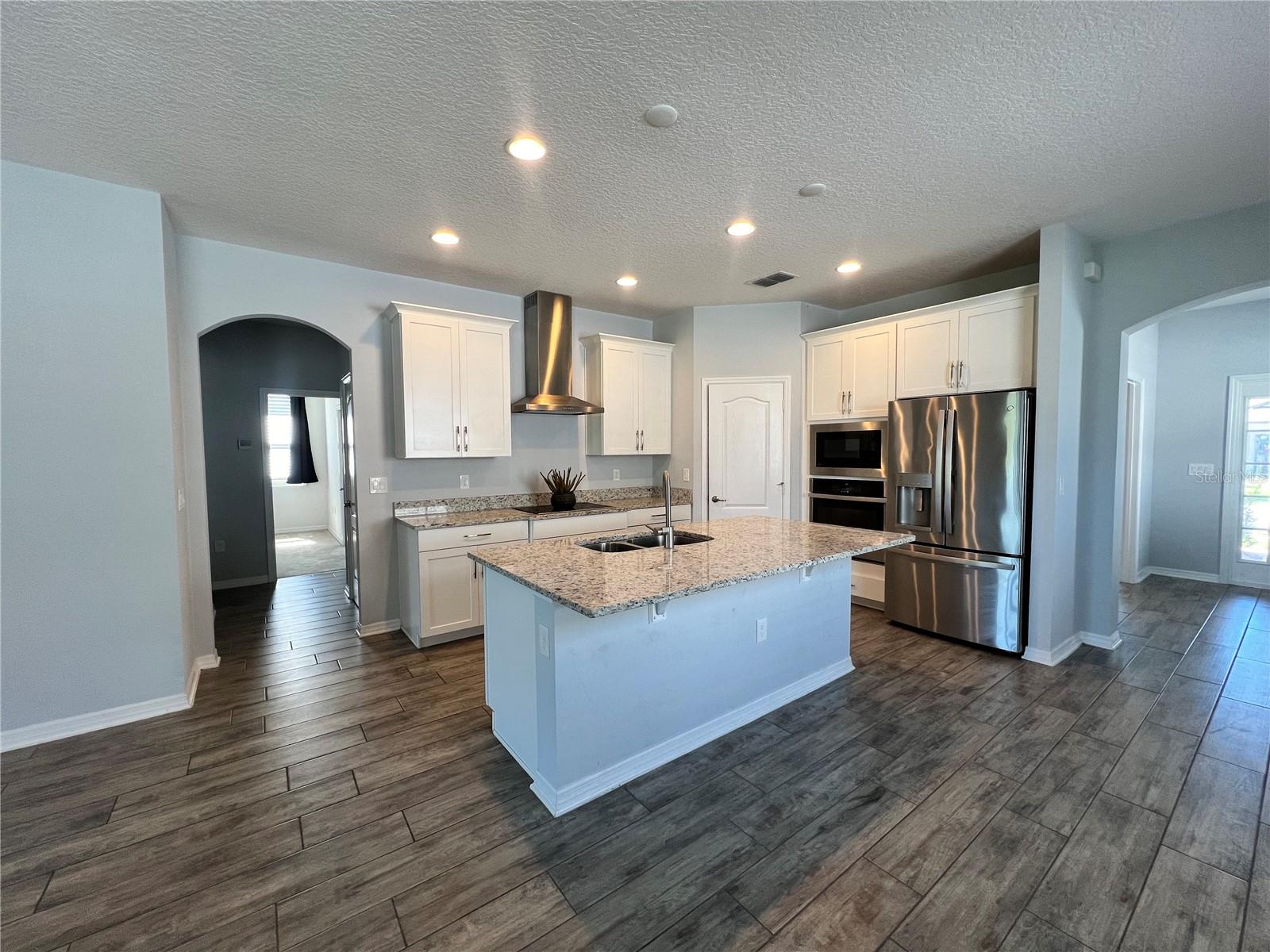 1849 NAPOLI DR