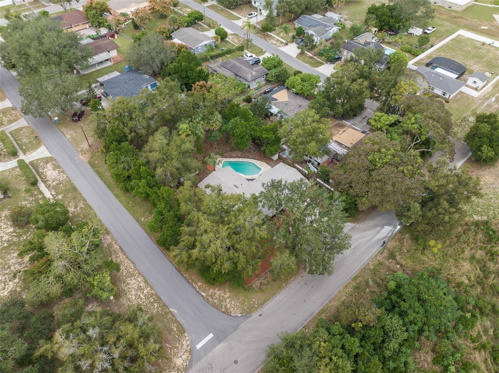 1424 HARRIETT AVE