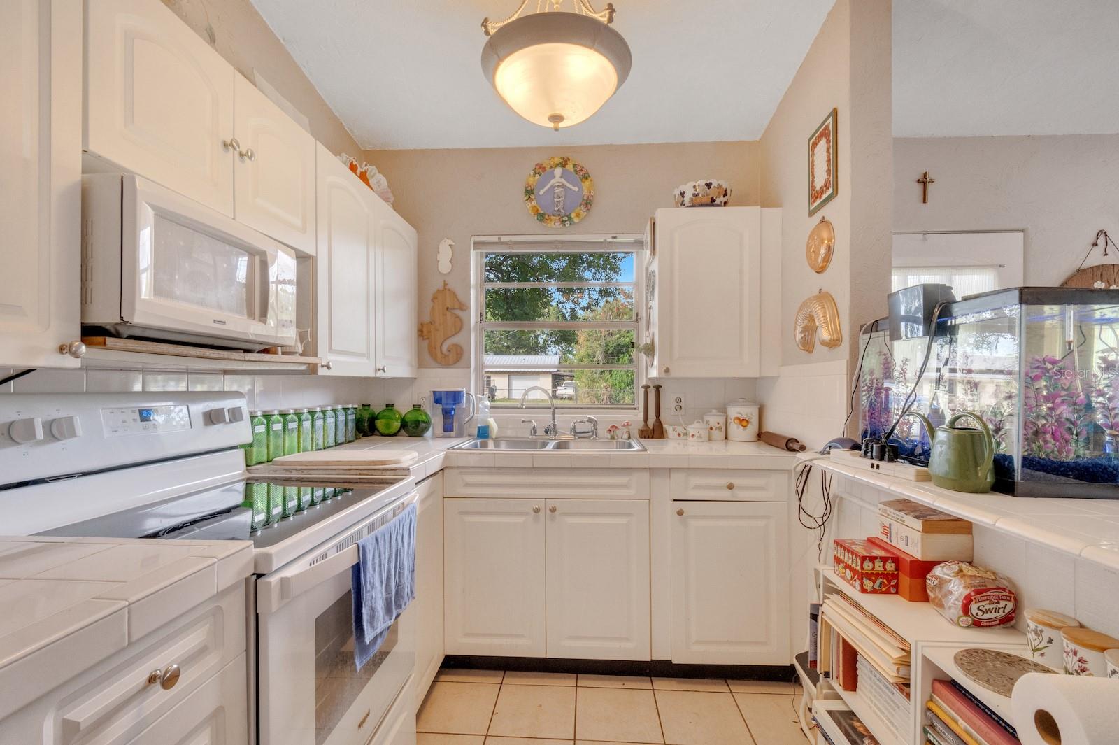5255 SEMINOLE AVE