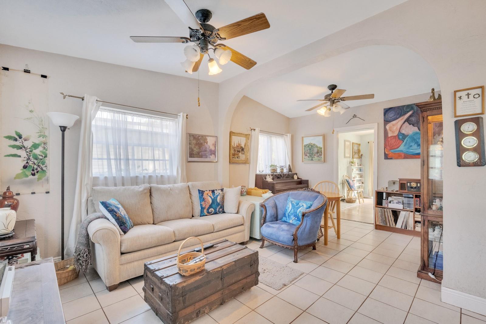 5255 SEMINOLE AVE