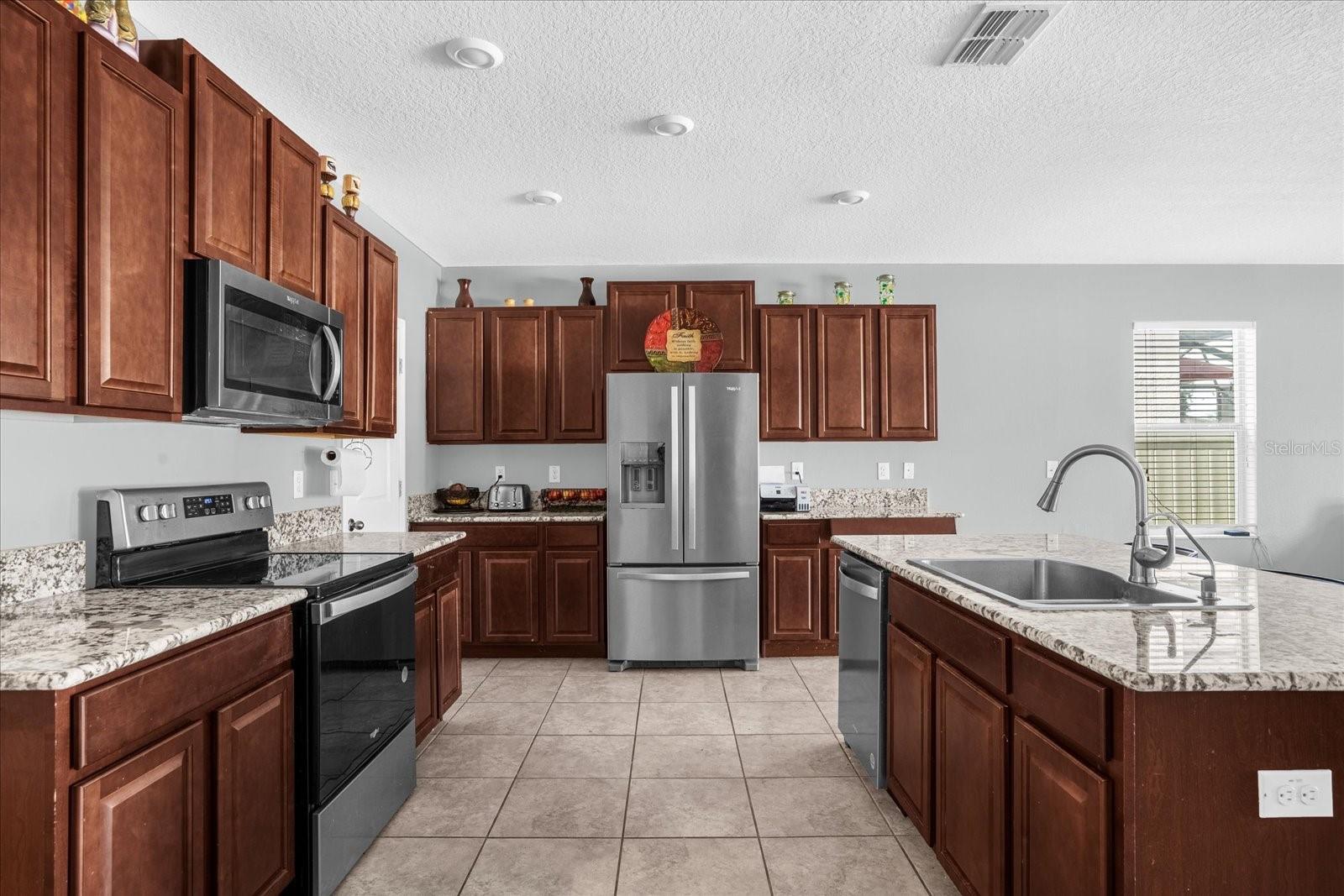 3908 KEARSNEY ABBEY CIR