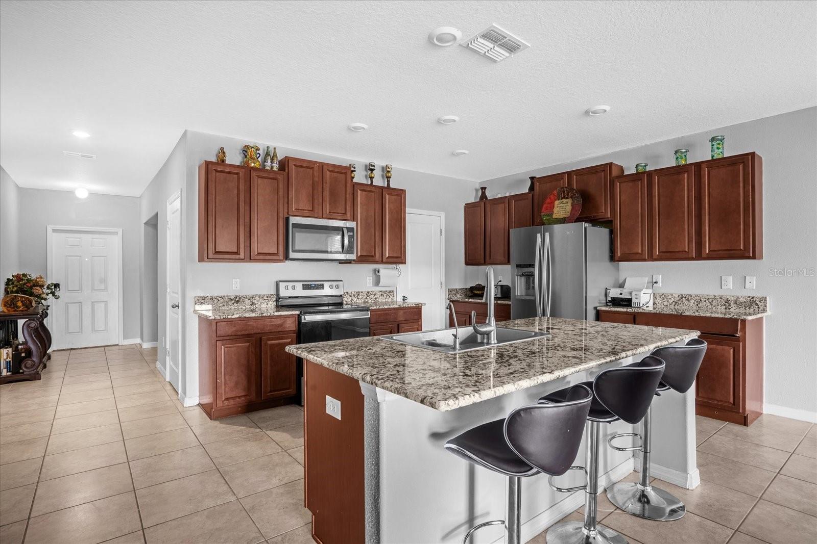 3908 KEARSNEY ABBEY CIR