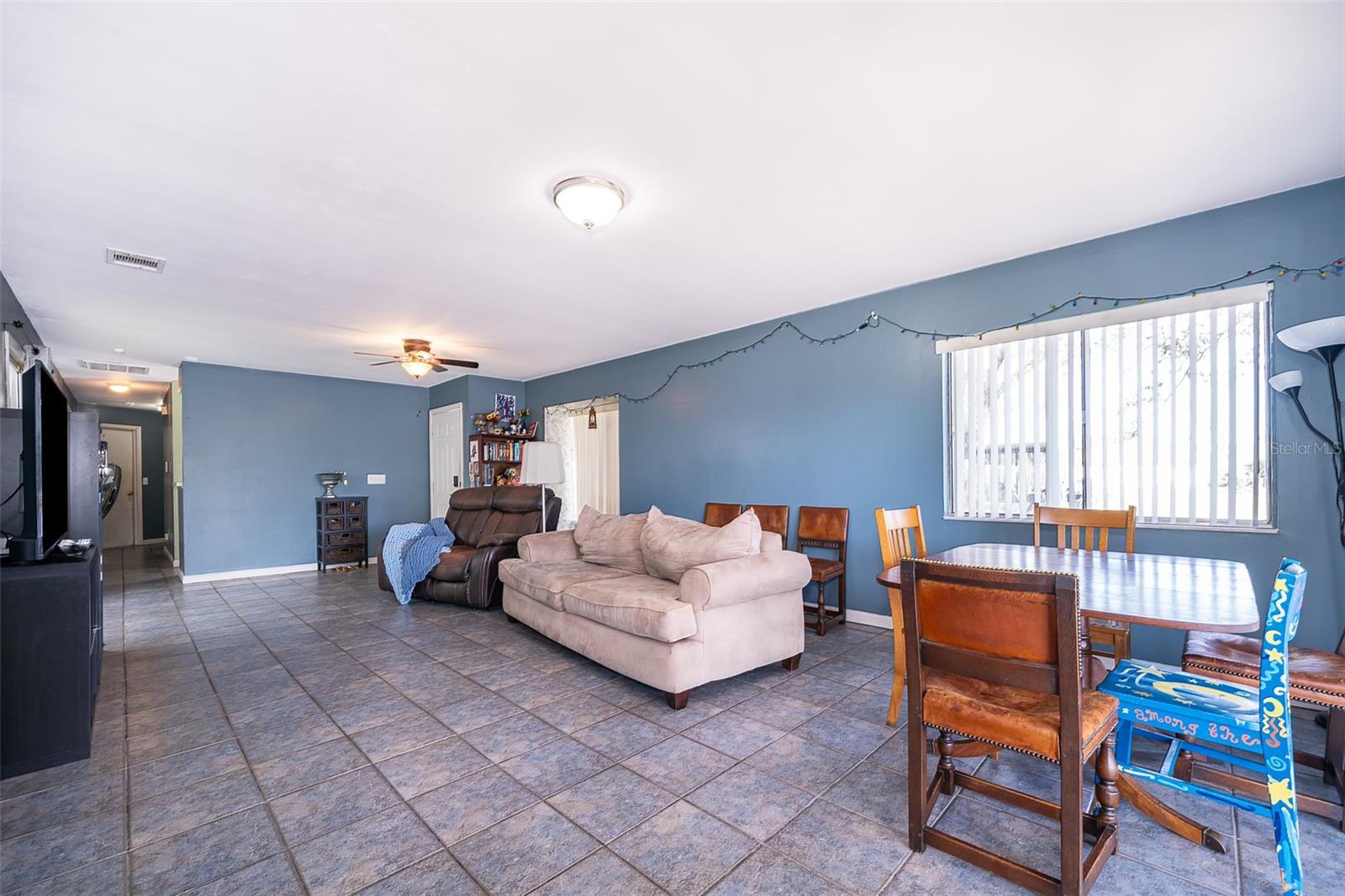 2328 TURPIN DR
