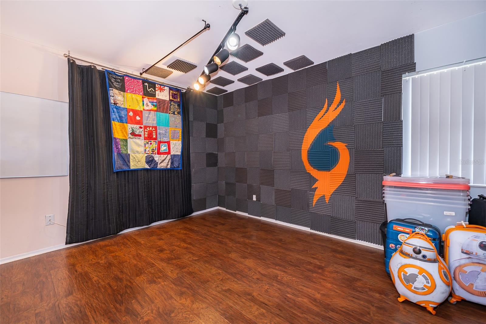 2328 TURPIN DR