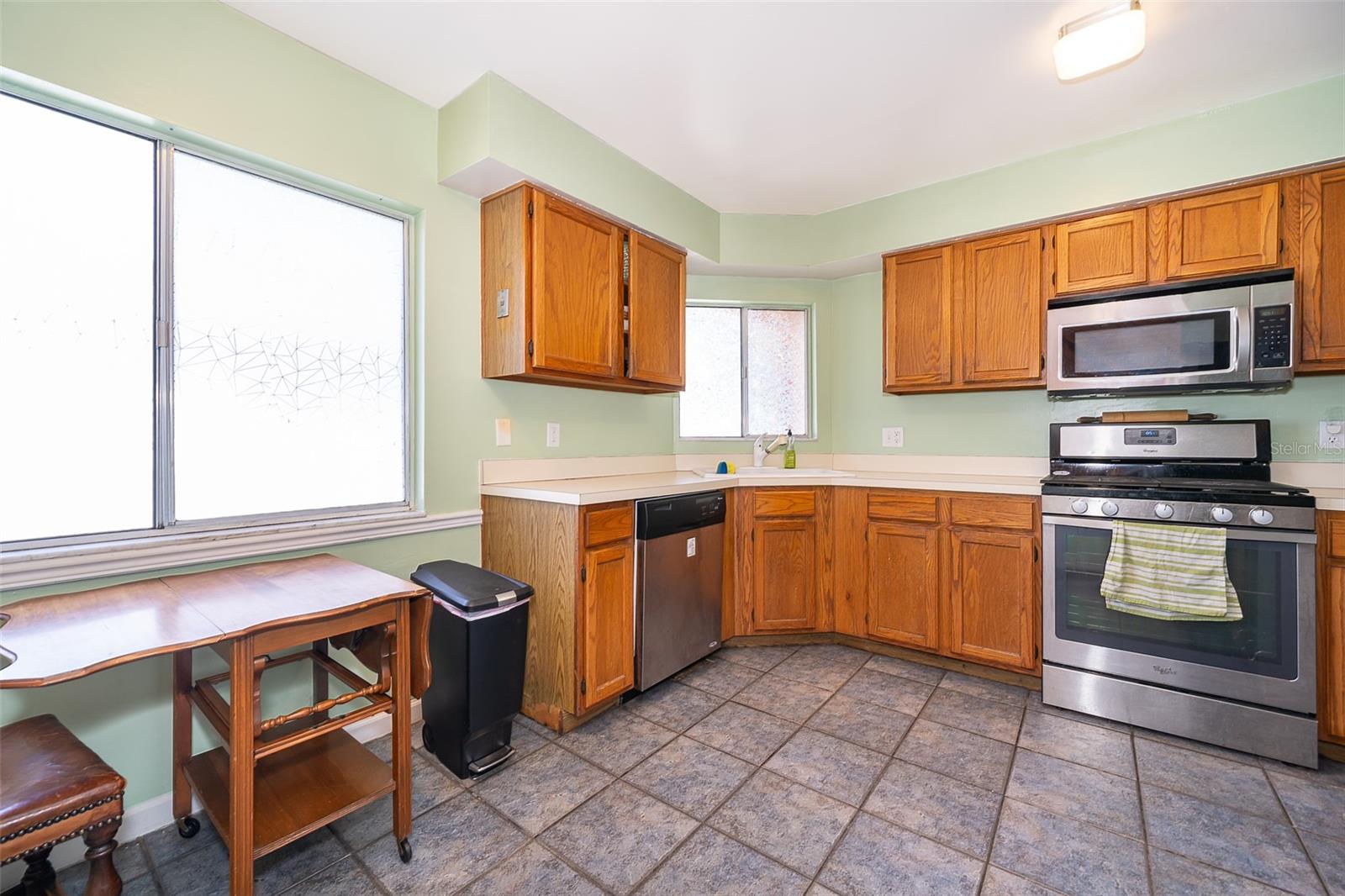 2328 TURPIN DR