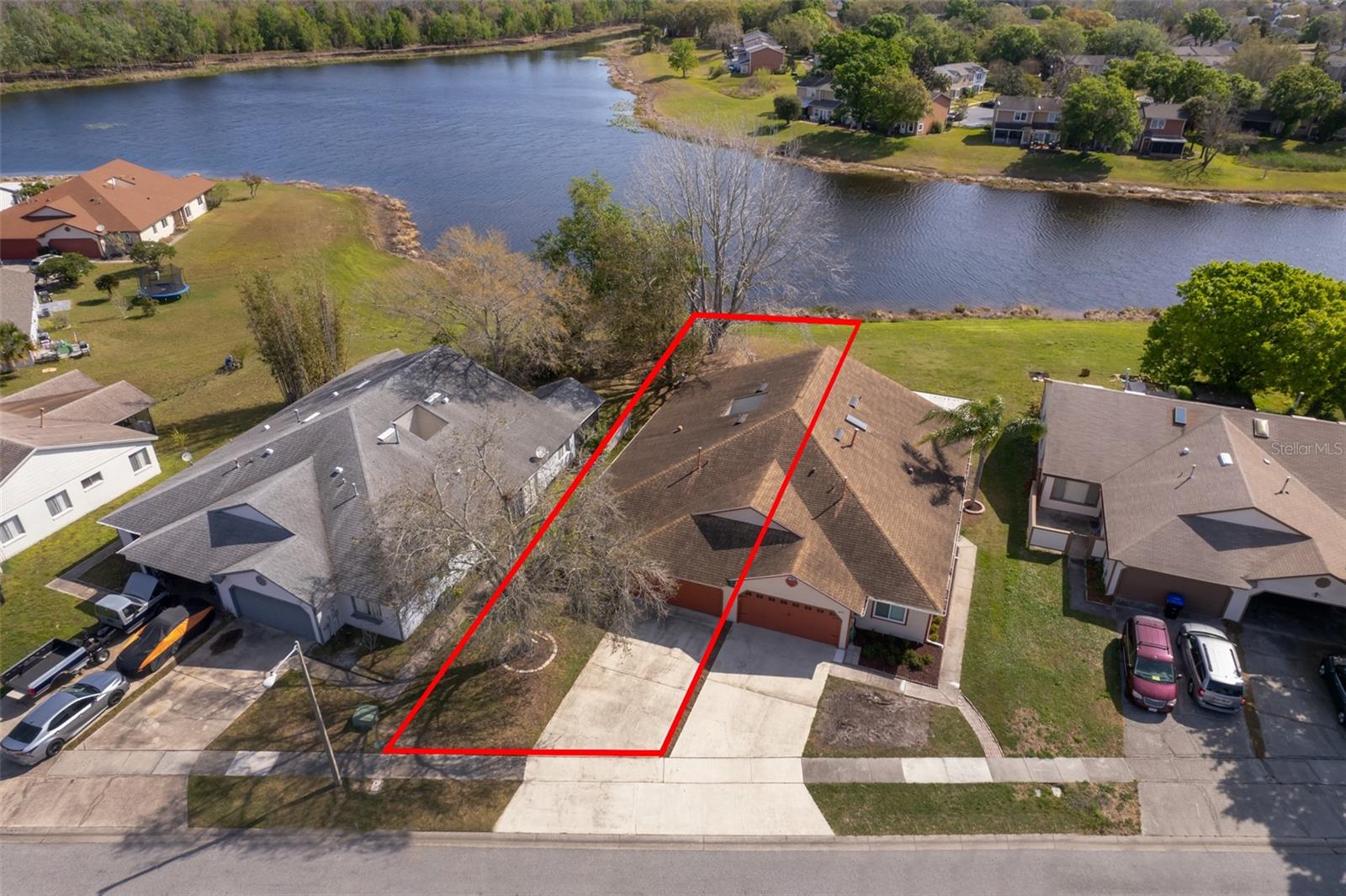 2328 TURPIN DR