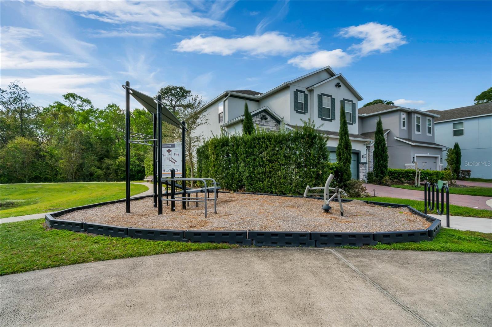 1727 DEANS CROSSING LN