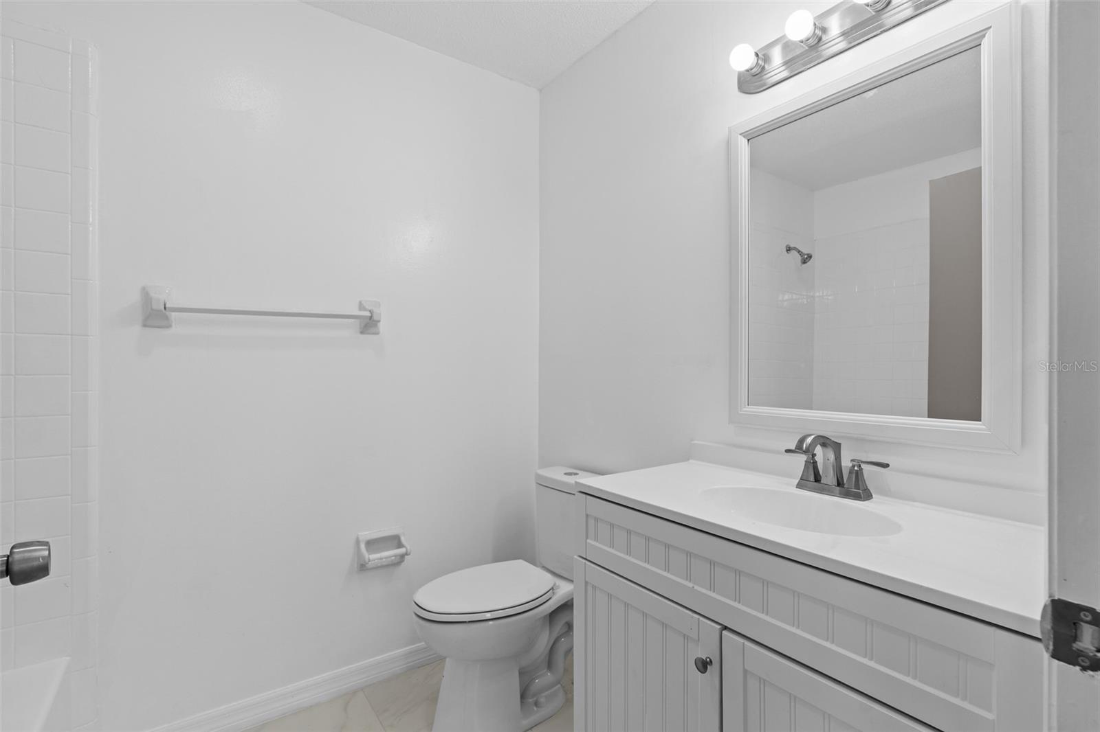 4828 WARRIOR LN