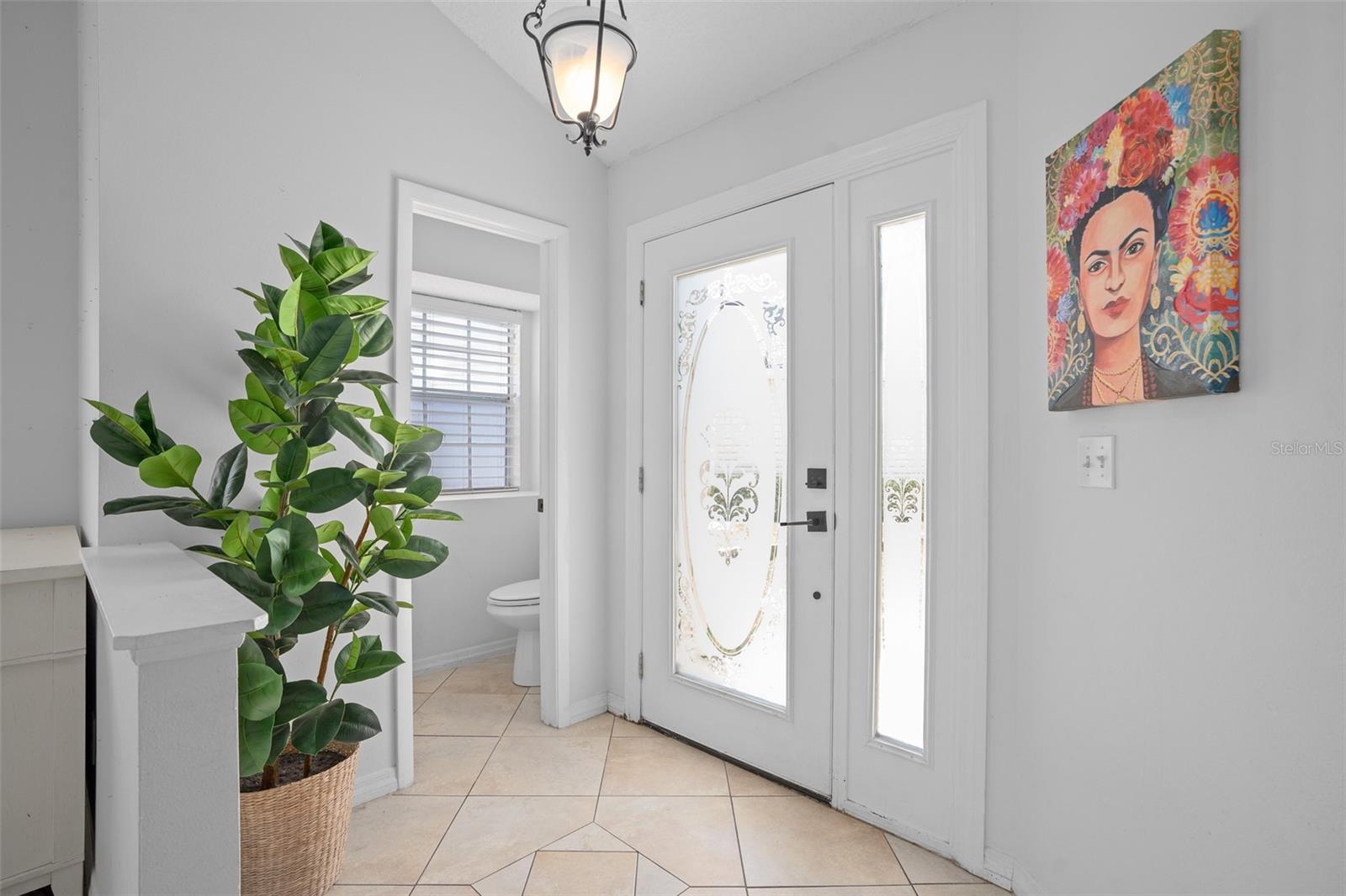 988 NORFOLK CT
