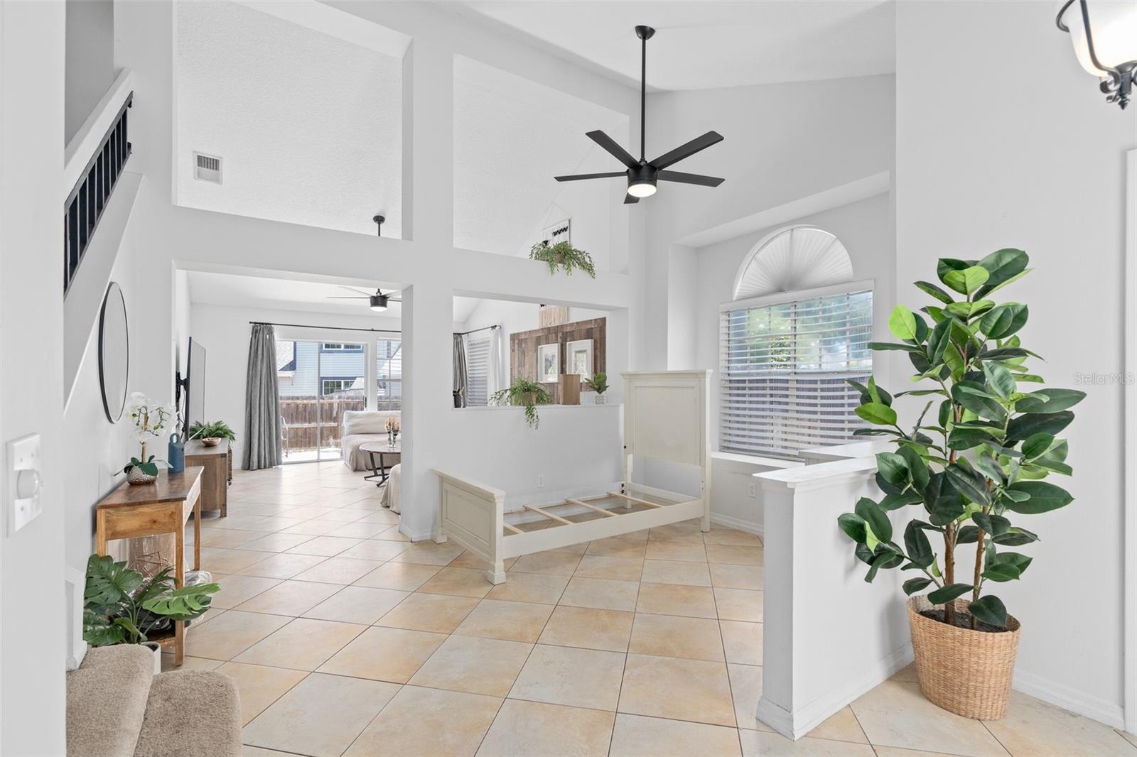 988 NORFOLK CT