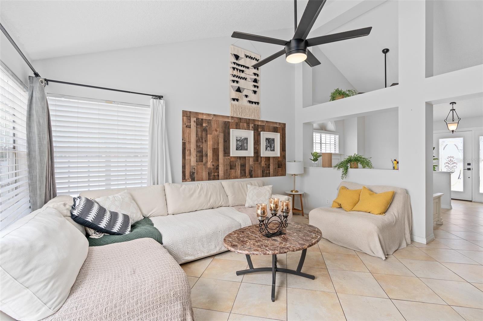 988 NORFOLK CT