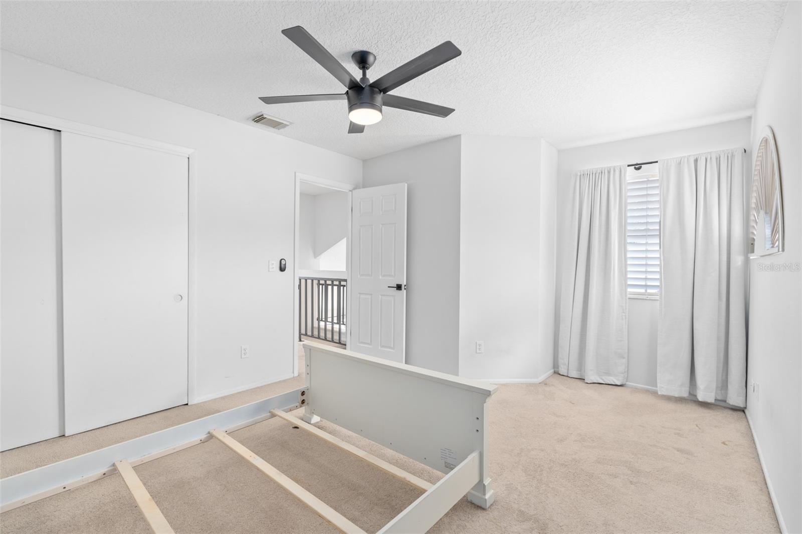 988 NORFOLK CT