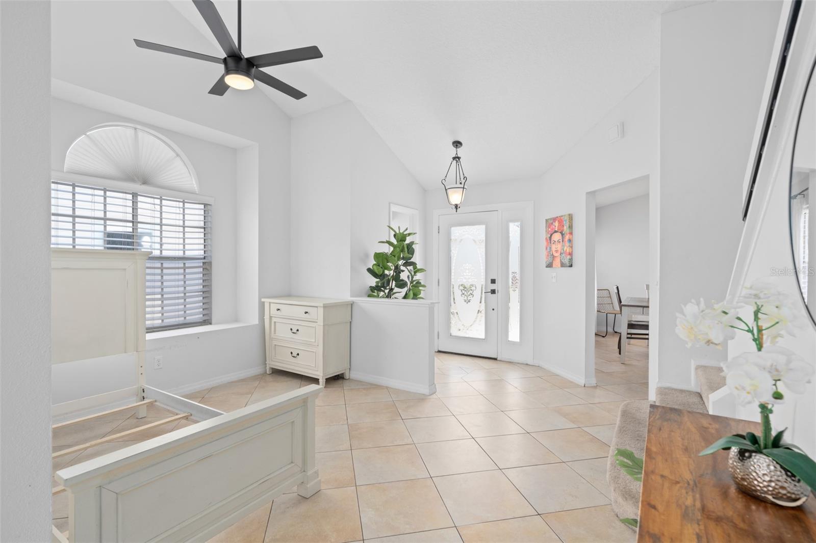 988 NORFOLK CT