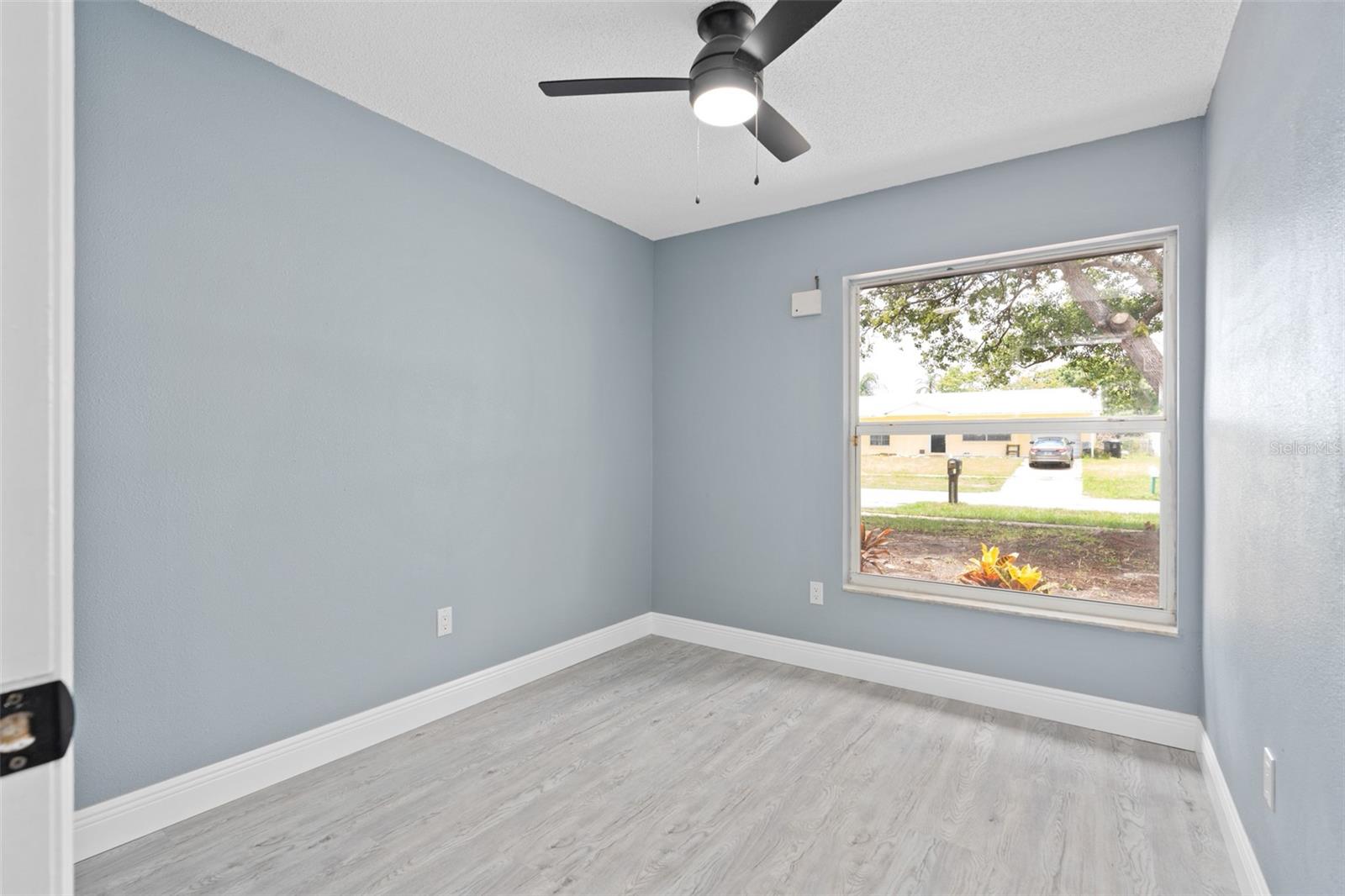 1669 SARATOGA DR