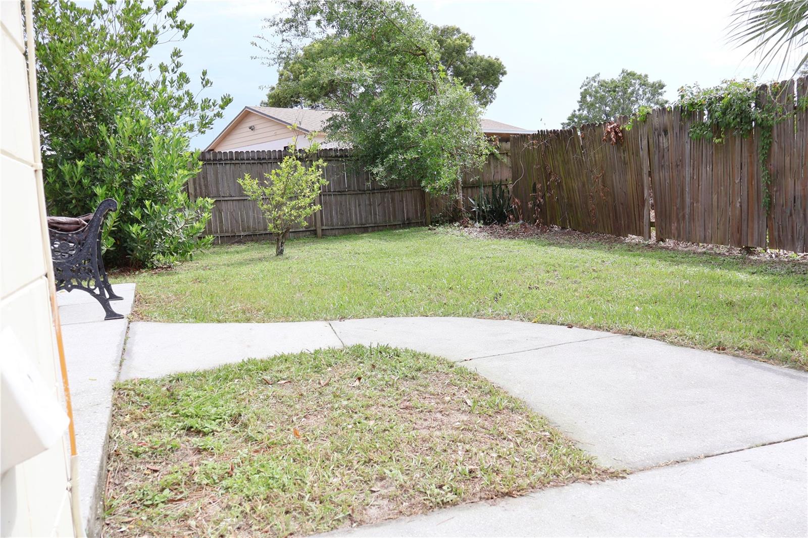 14132 BOWLING GREEN CT