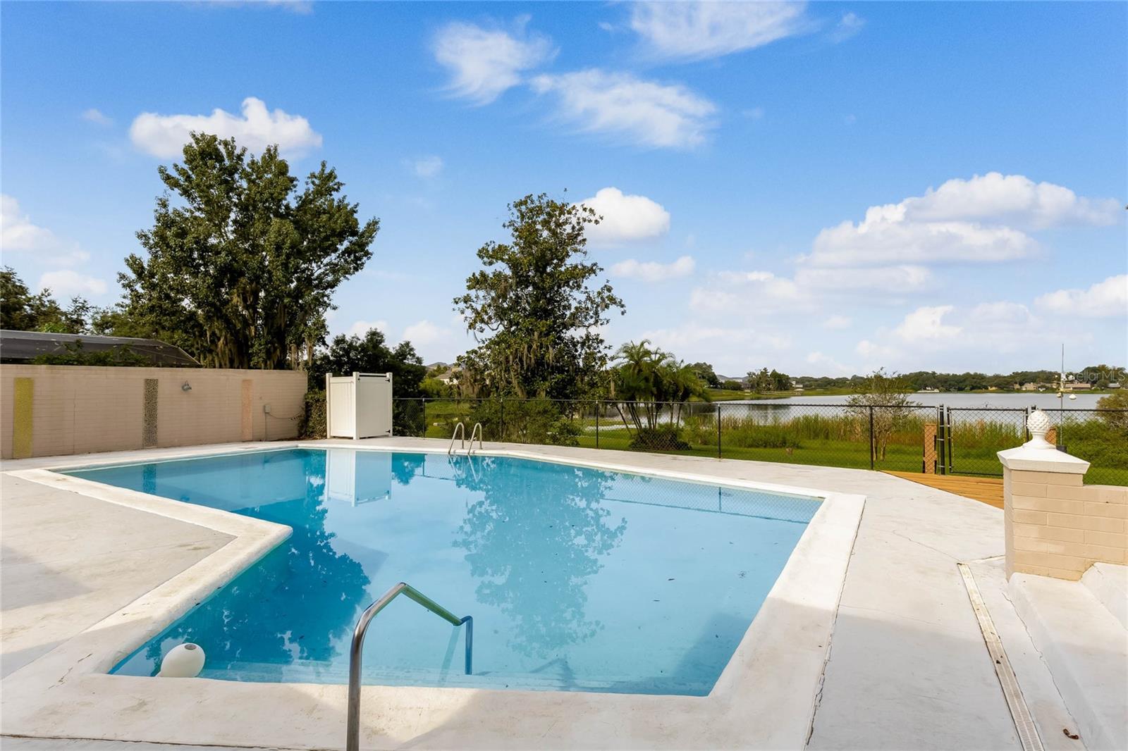 841 MARSHALL LAKE RD