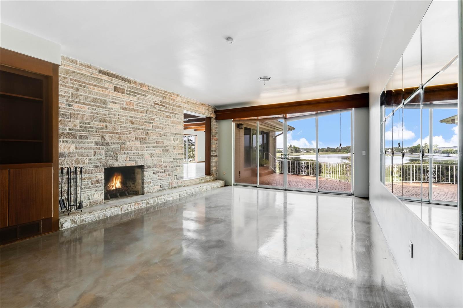 841 MARSHALL LAKE RD