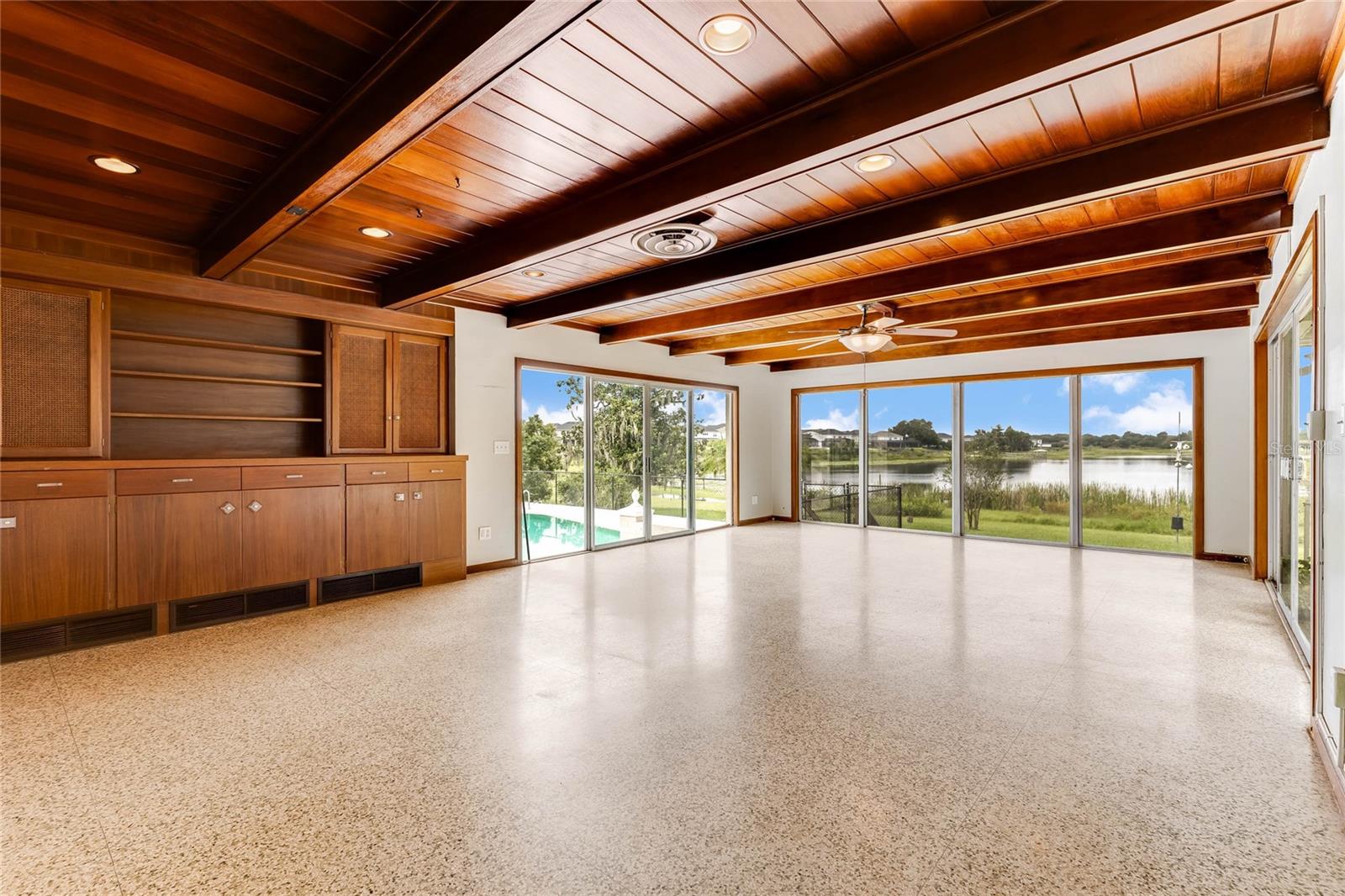 841 MARSHALL LAKE RD