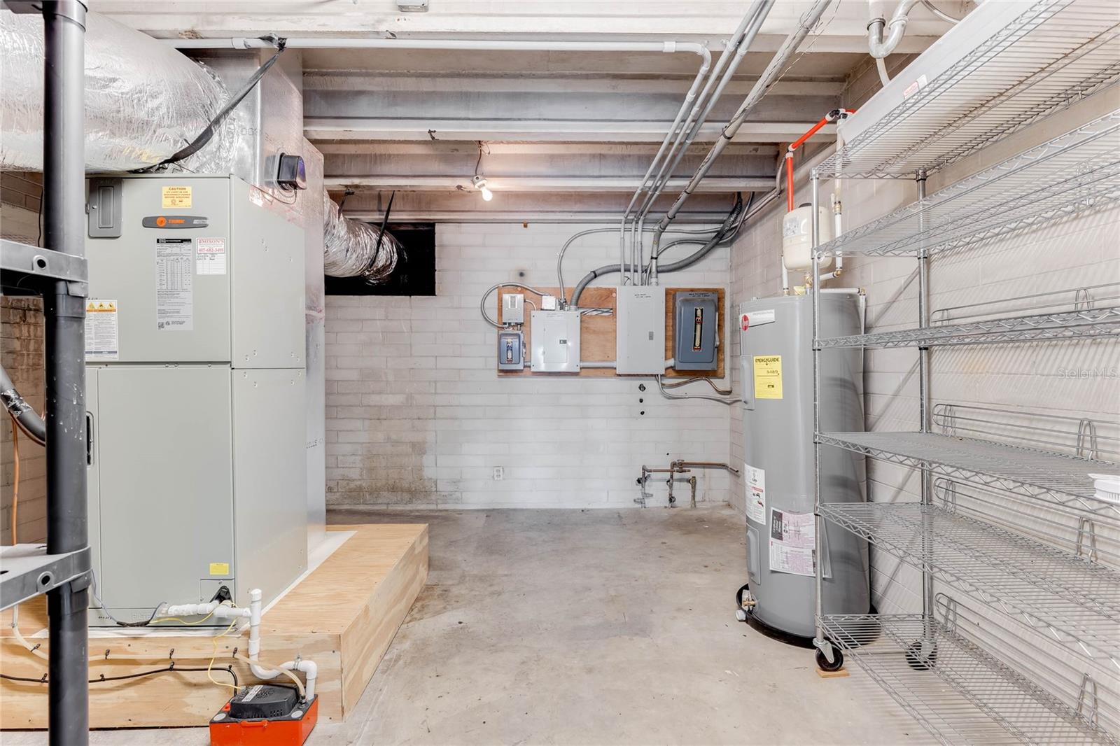 841 MARSHALL LAKE RD