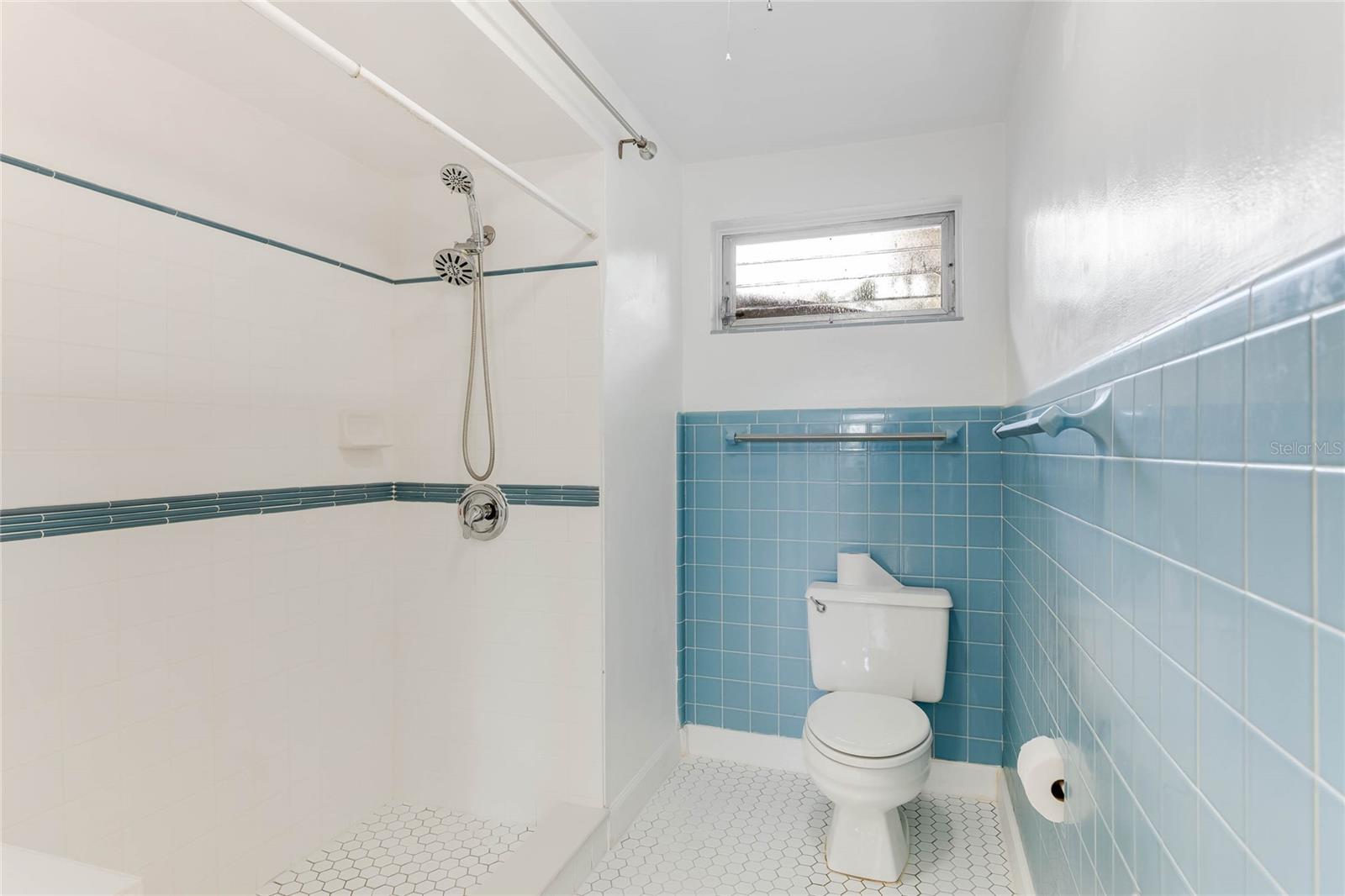 841 MARSHALL LAKE RD