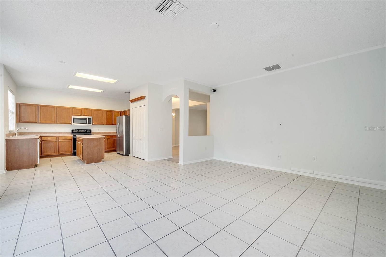 12309 CAPE SOUND CV
