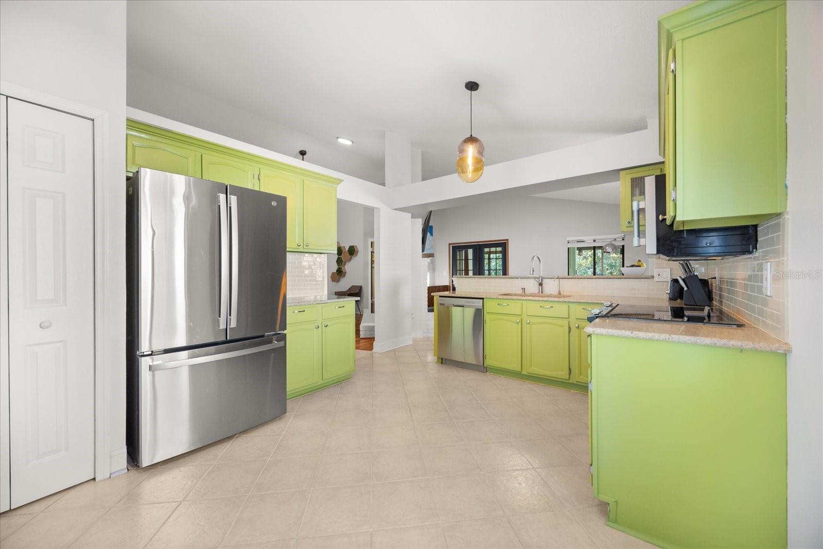 407 MORNING GLORY DR